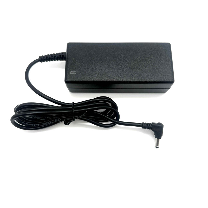 Universal 19V 3.42A 65W 3.5*1. - Laptop Accessories Hp ulasan dan harga